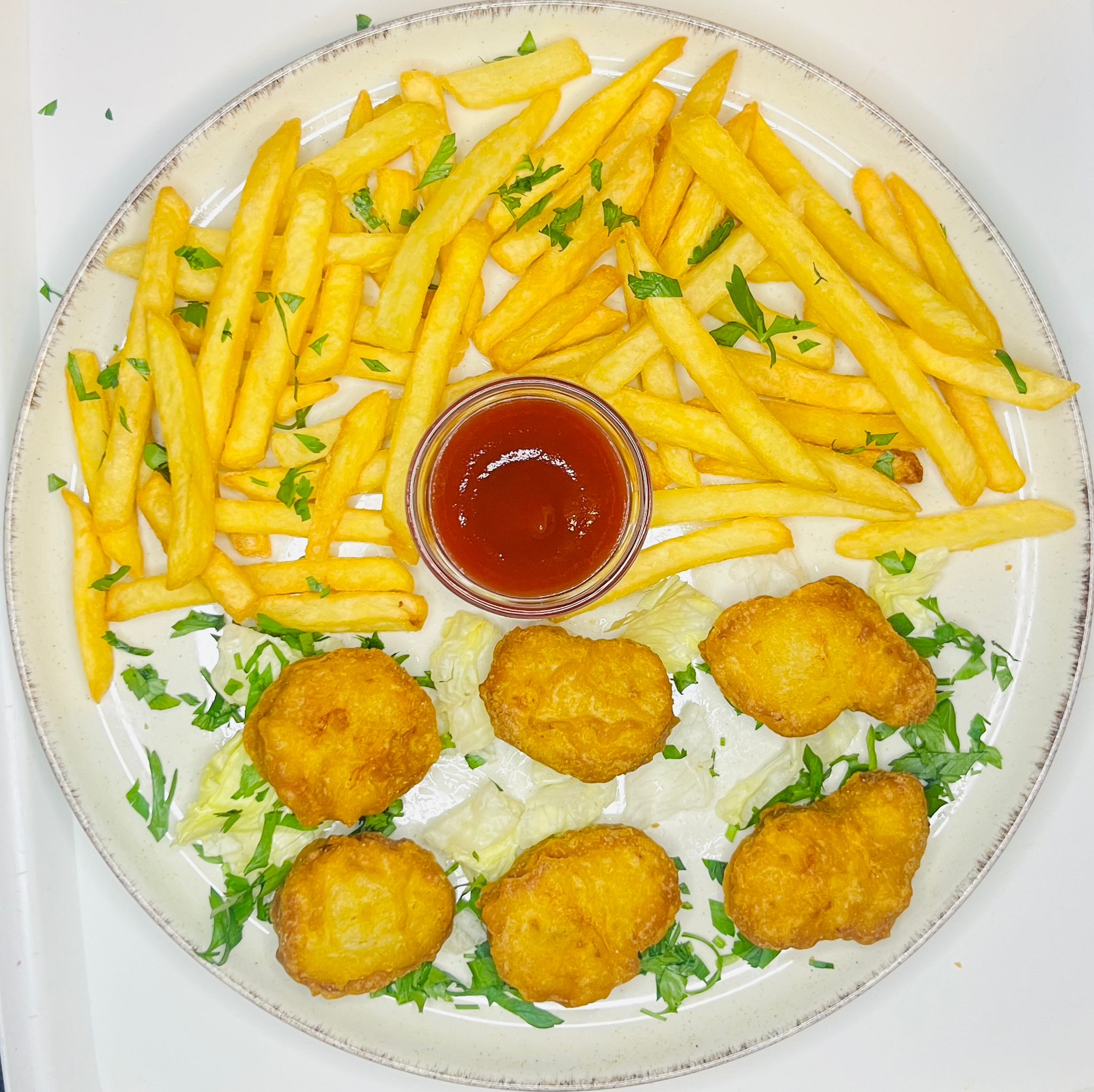 Kyllingenuggets tallerken